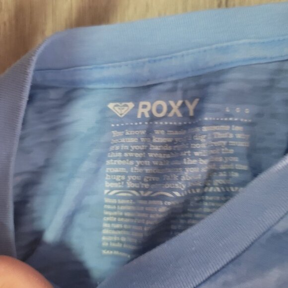 Roxy soft burnout T-Shirt Blue Butterfly Print Short Sleeve size L soft - Picture 3 of 3